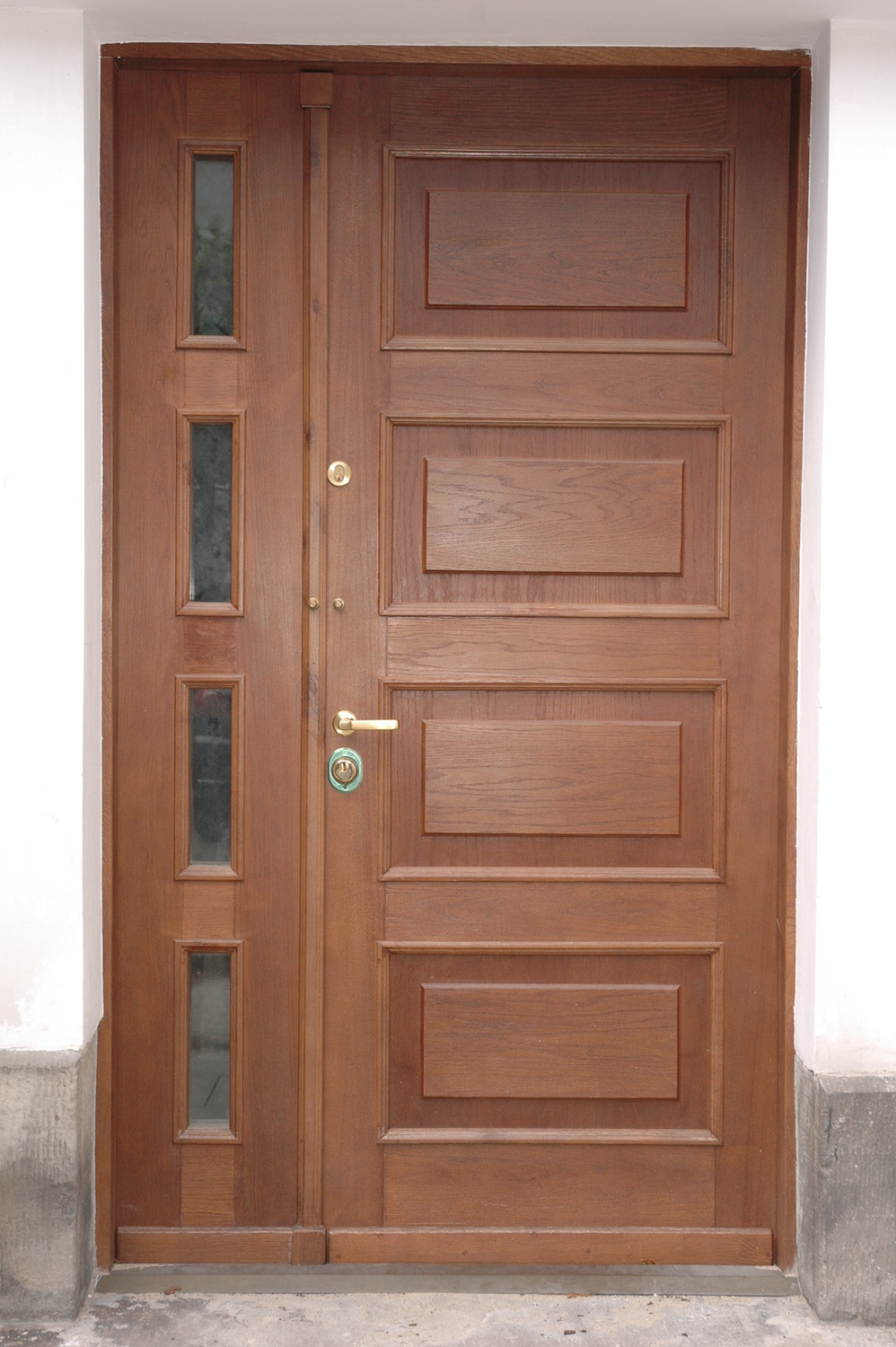 Drzwi z doświetlem bocznym